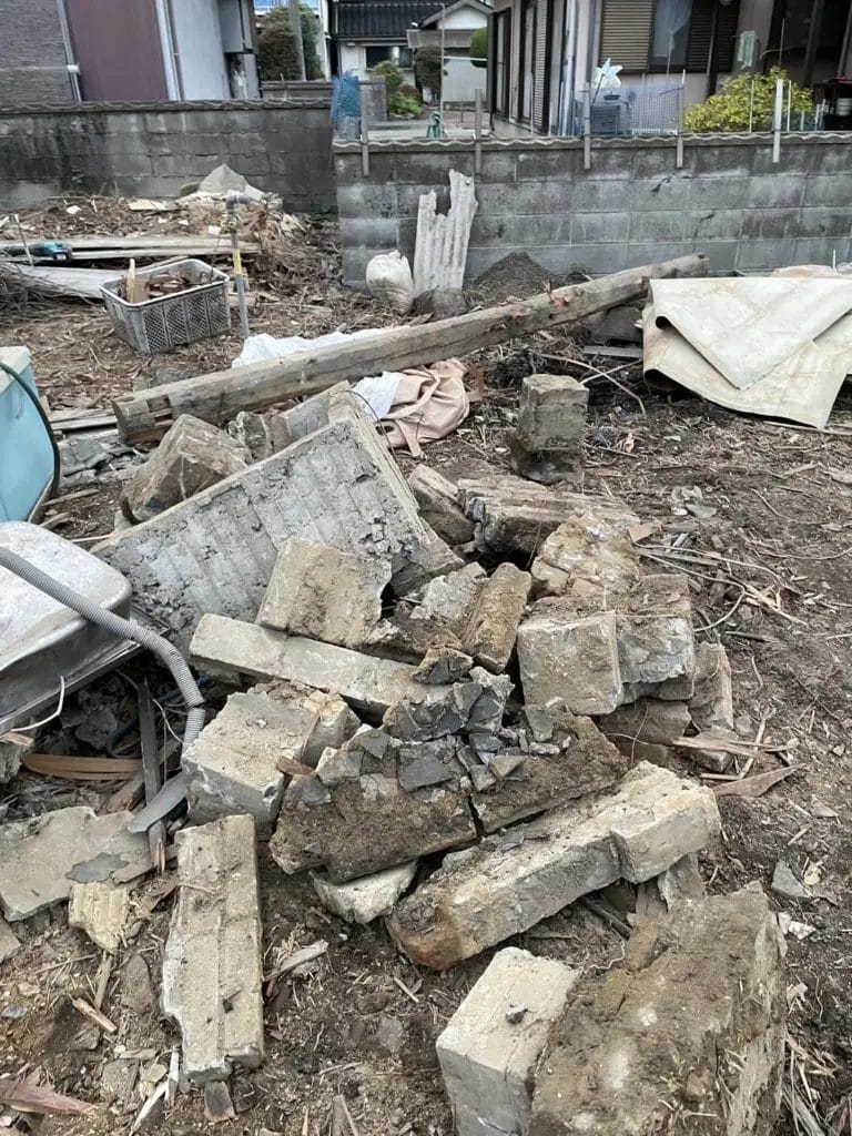 解体工事の様子