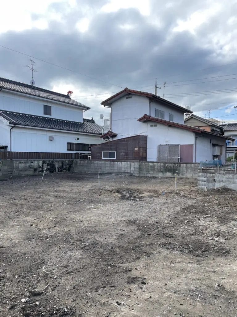 解体後の更地