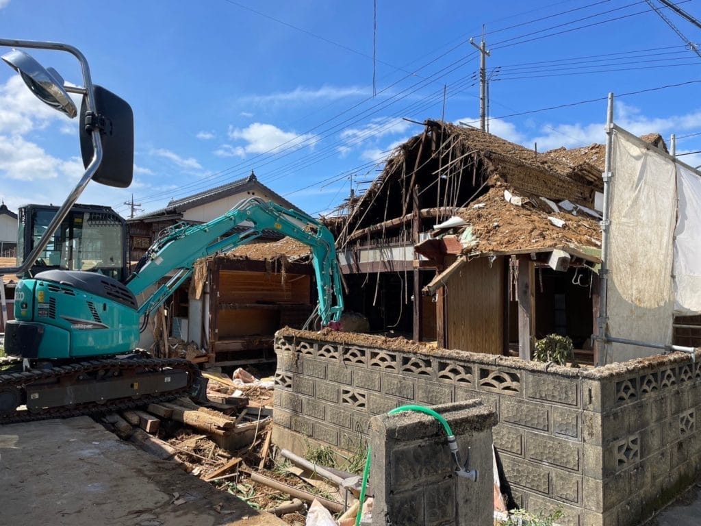 木造解体施行中