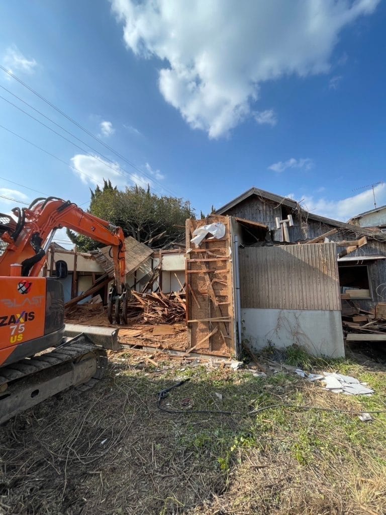 解体工事中写真