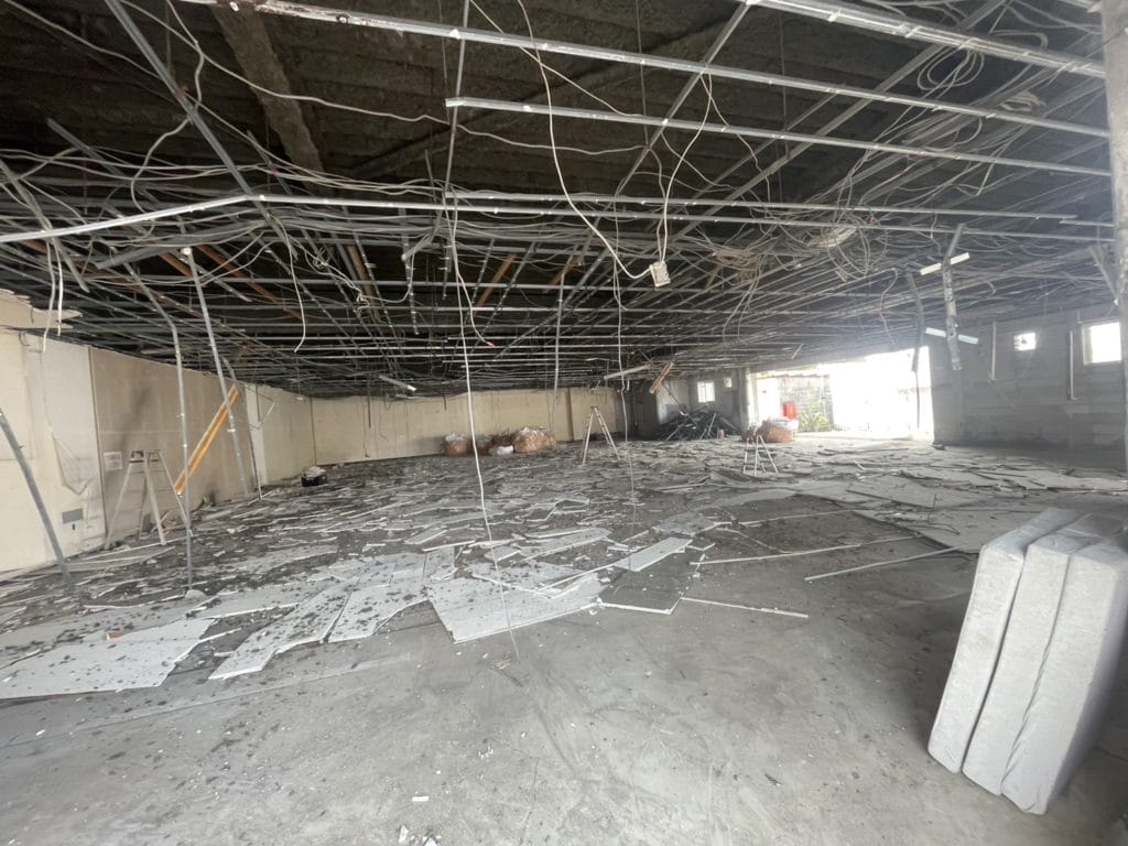 山口市内装解体