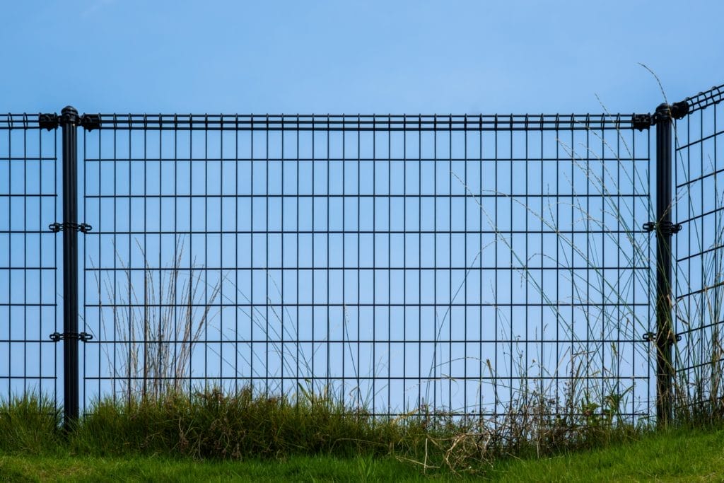 宇部市のフェンス撤去