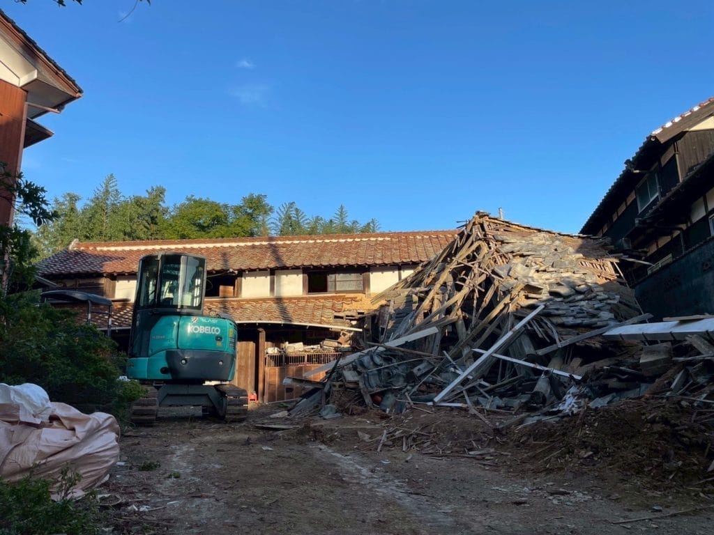 alt="宇部 解体 危険家屋 解体前 崩落状況"